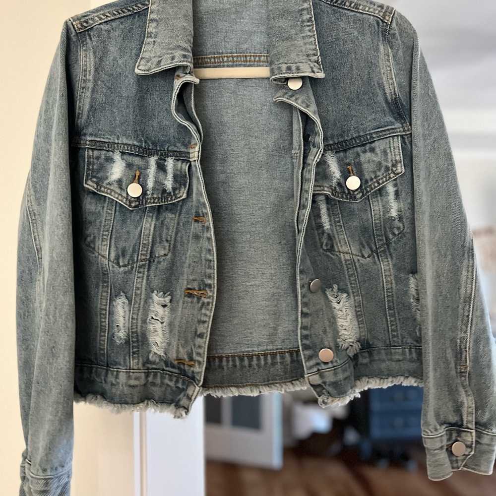 Blue Distressed Jean Jacket Cropped Vintage